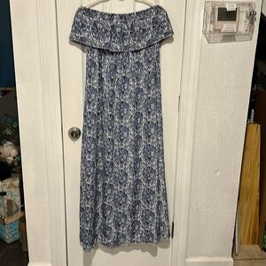 Women’s maxi dress